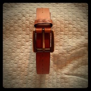 Beautiful tan/brown Trafalgar belt
